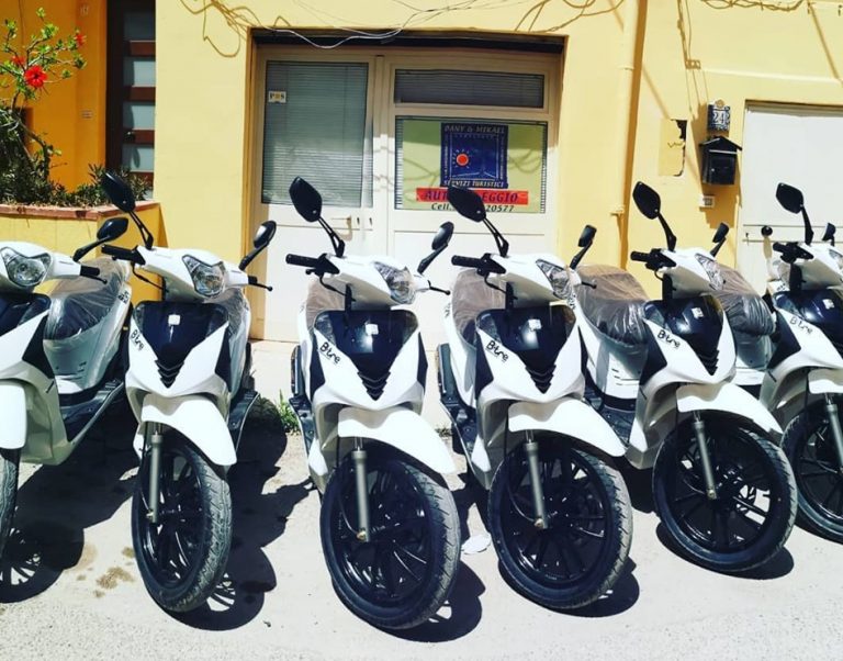 Noleggio moto e scooter a Lampedusa NoleggioLampedusa.it